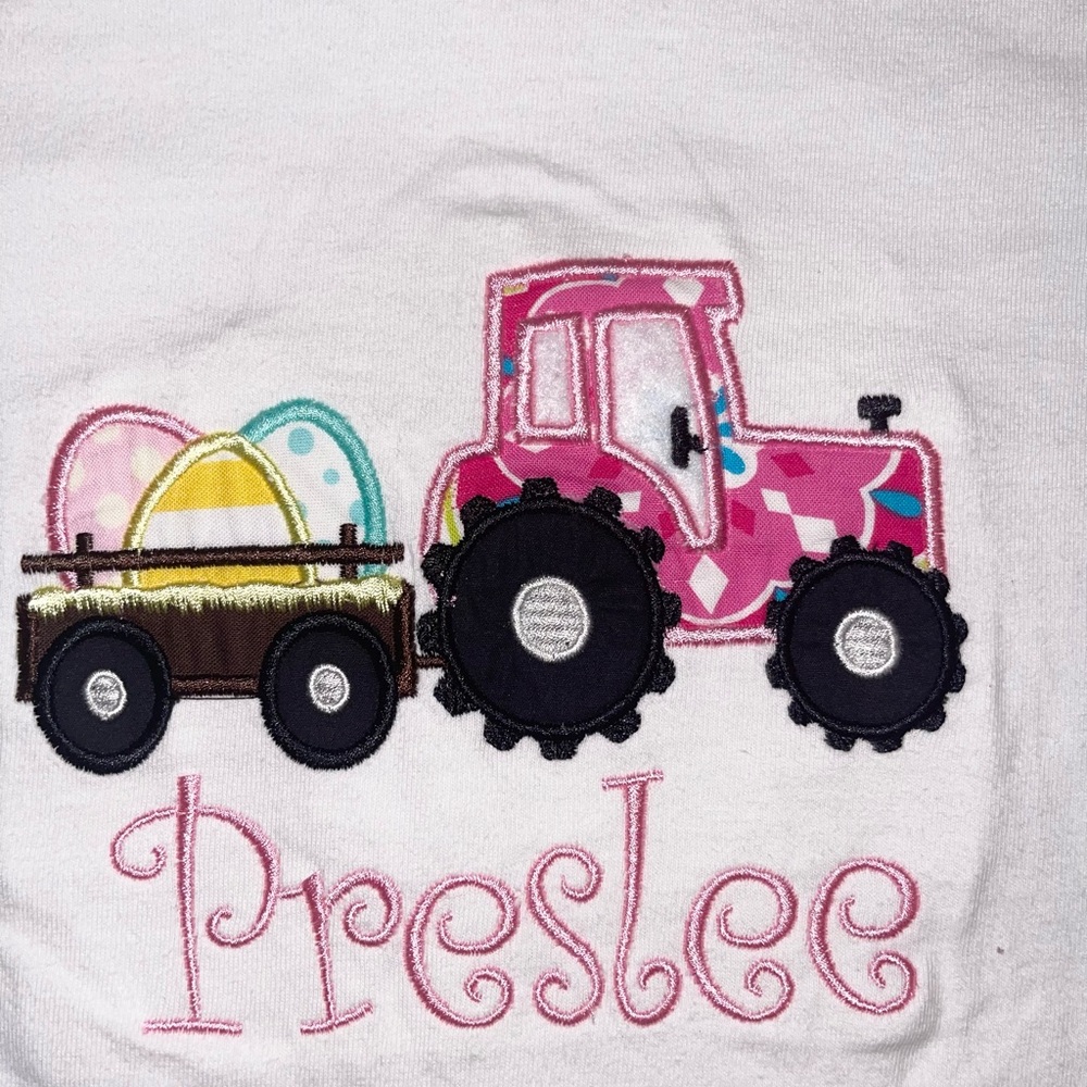 Preslee Monogram - Picture 2 of 3